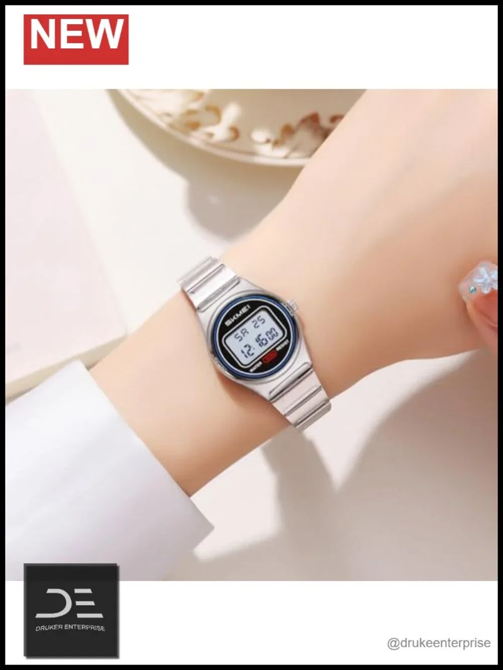 Vintage Digital Watch with Stainless Steel Bracelet, Water Resistant